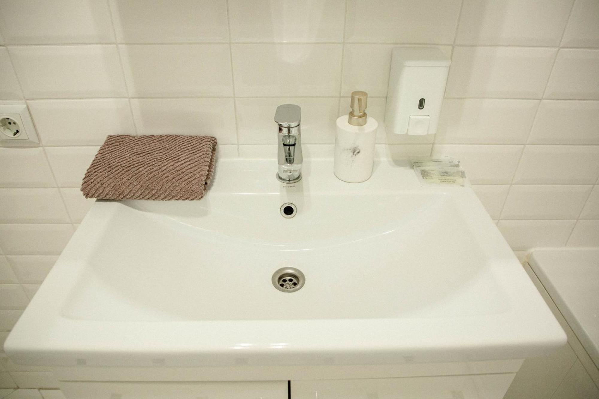 Slavutich Apartment Number 3 เคียฟ ภายนอก รูปภาพ